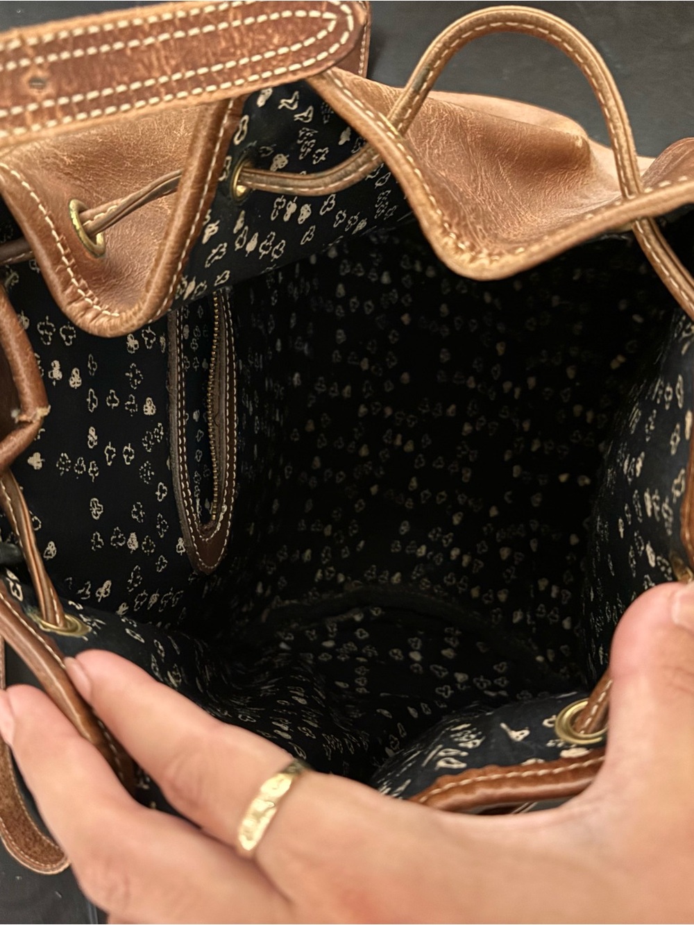 Vintage Leather Drawstring Backpack - Picture 3 of 8